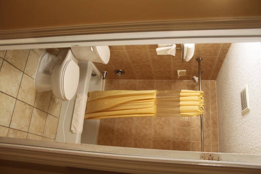 Budget Inn Massapequa Massapequa Park 外观 照片