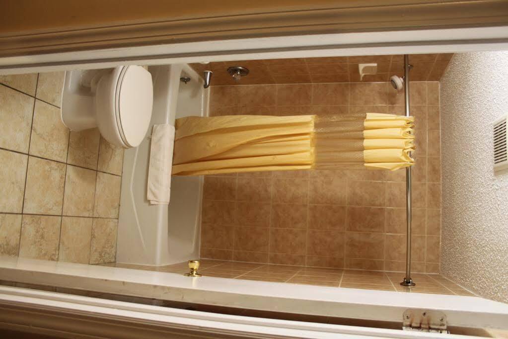 Budget Inn Massapequa Massapequa Park 外观 照片